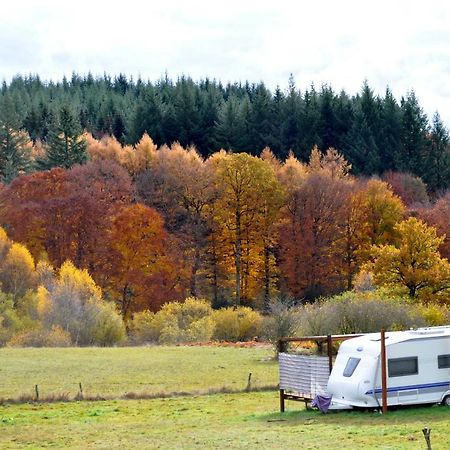 Guillerin Caravan And Glamping Sornac Экстерьер фото