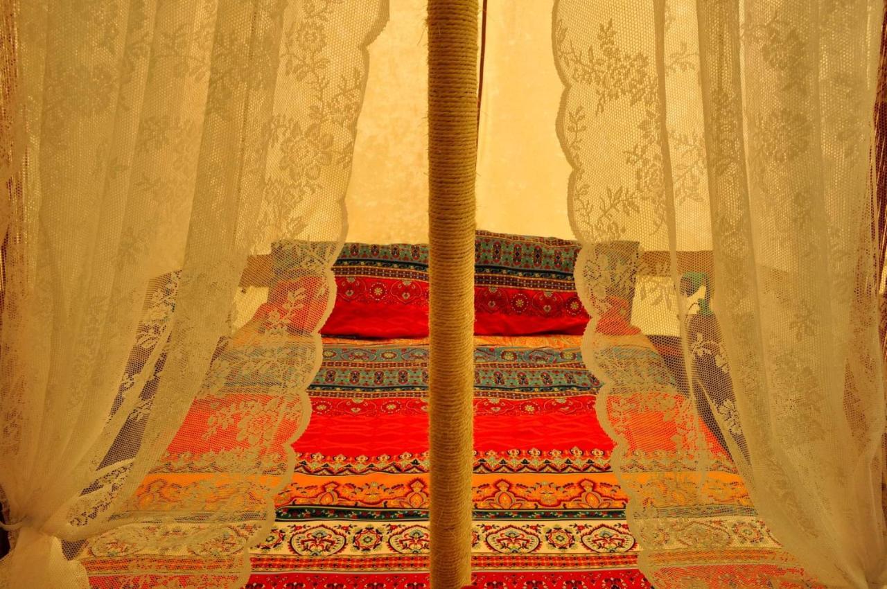Guillerin Caravan And Glamping Sornac Экстерьер фото