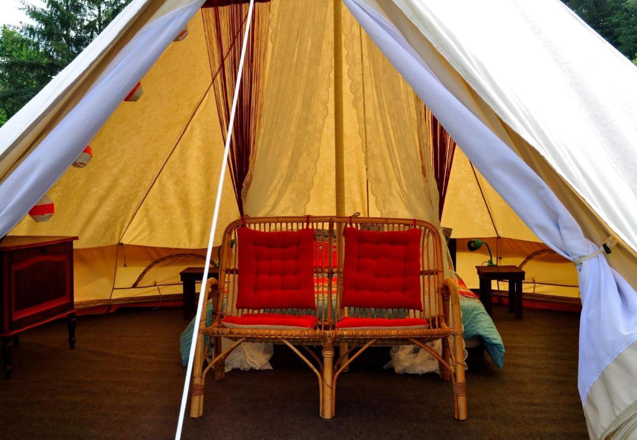 Guillerin Caravan And Glamping Sornac Экстерьер фото